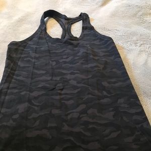 Lulu tank size 8